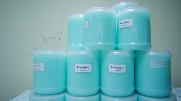 Bonbonnes de protoxyde d'azote : qui les collecte et comment s'en débarrasser
